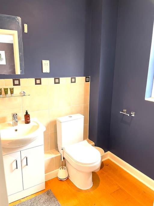 The Woodlands, Shortstay, Ideal For Families, Relocation, Contractors, Travel Stay Horley Kültér fotó